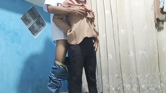 Tesettür öğretmeni üniversiteden sonra s...